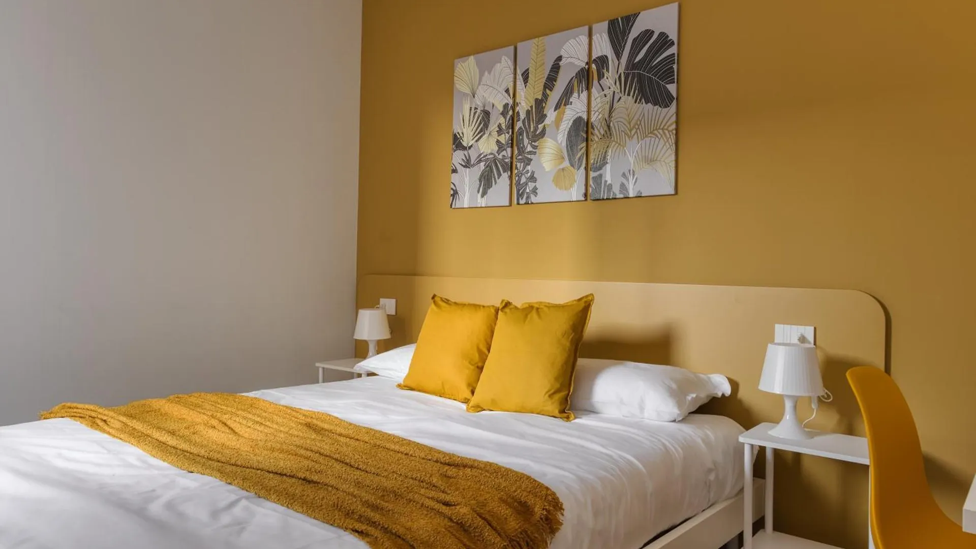 Suites In Financial District 4 Pax Milan 0*,  Italy