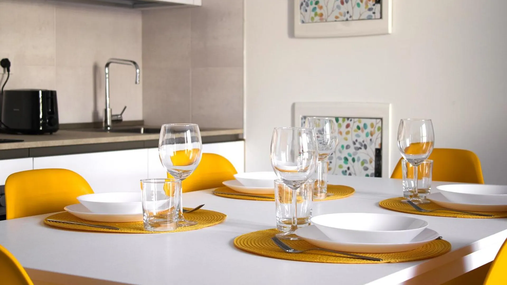 Suites In Financial District 4 Pax Milan 0*,  Italy