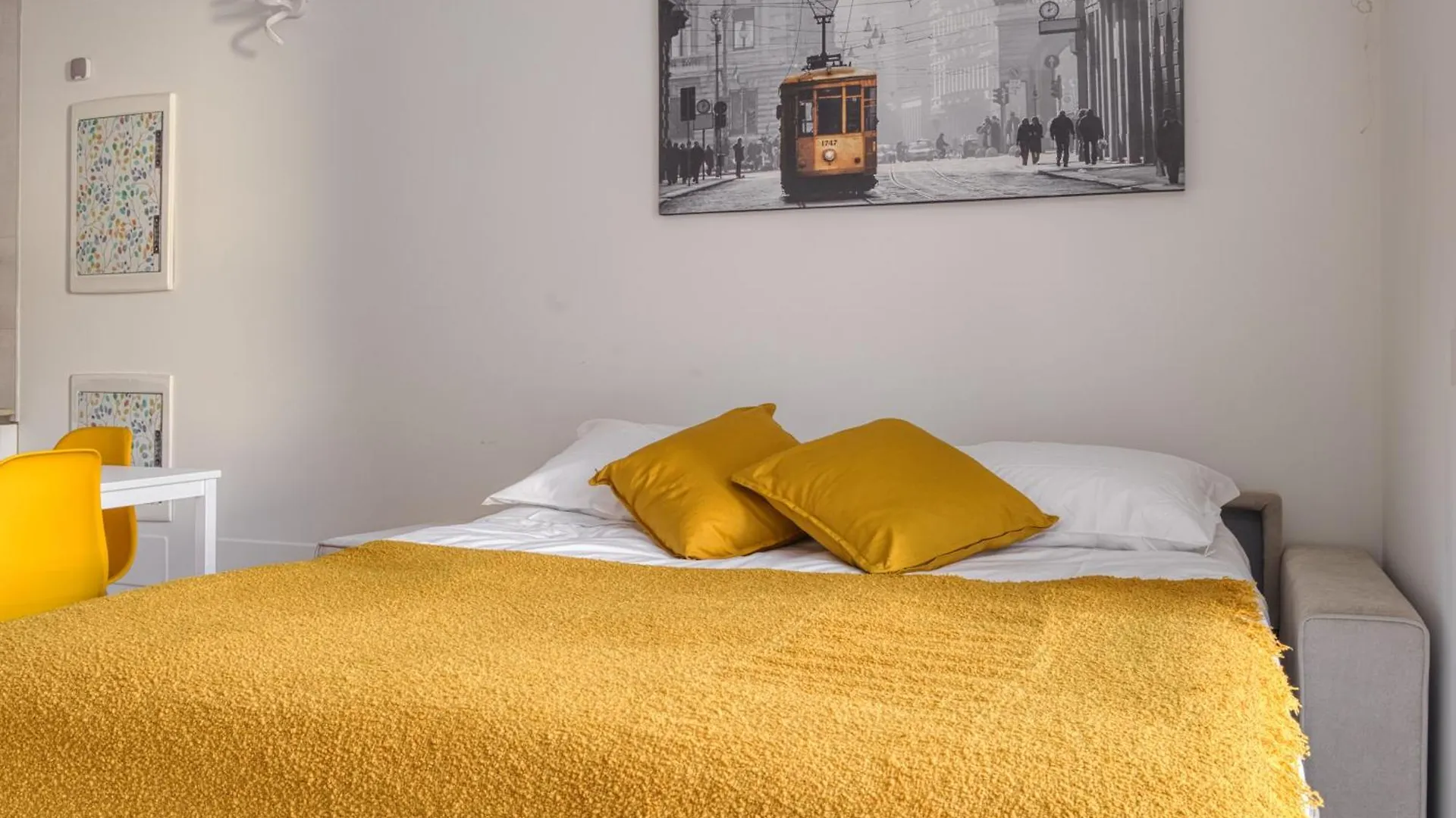 Suites In Financial District 4 Pax Milan Italy