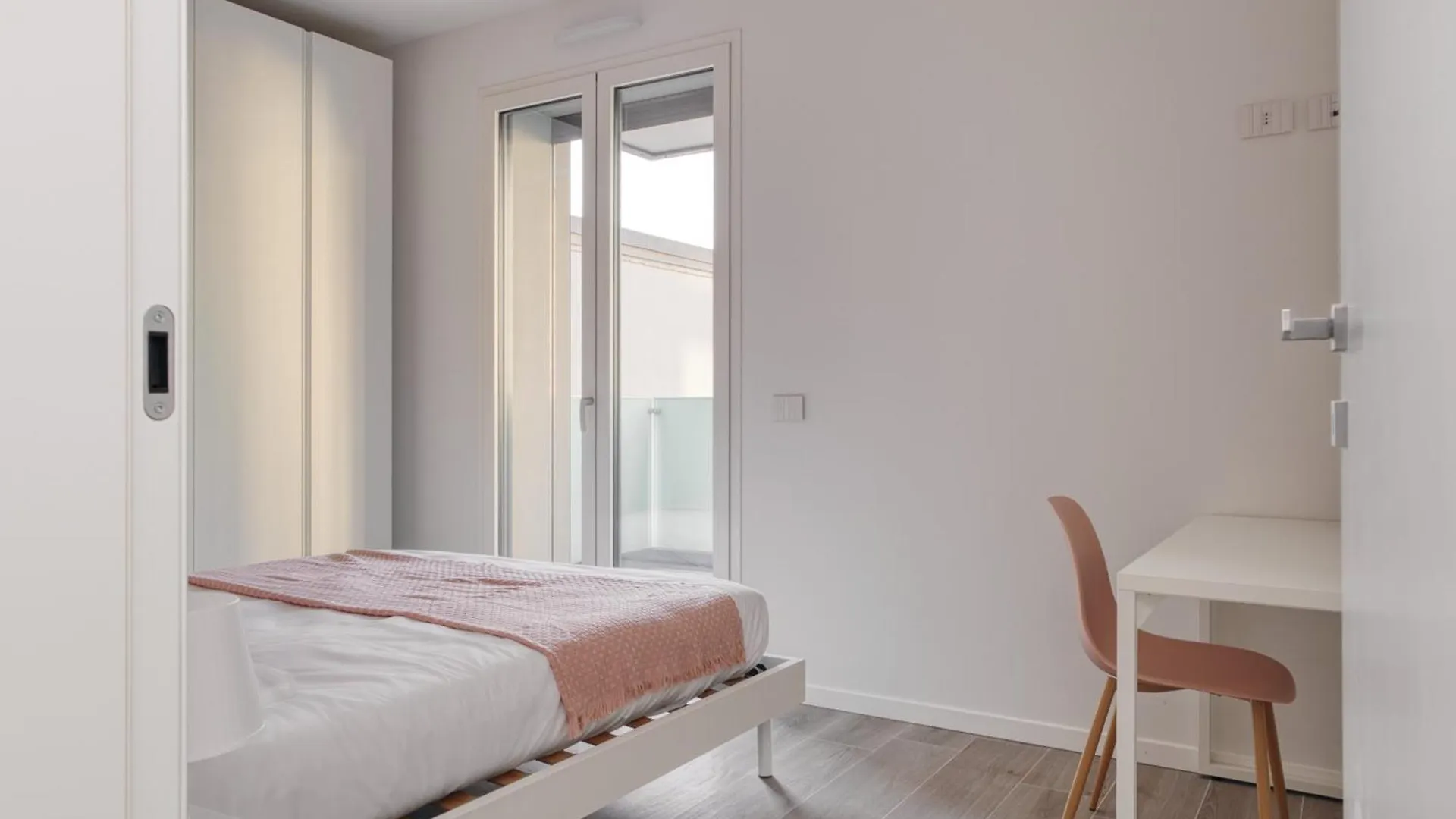 Suites In Financial District 4 Pax Milan 0*,  Italy