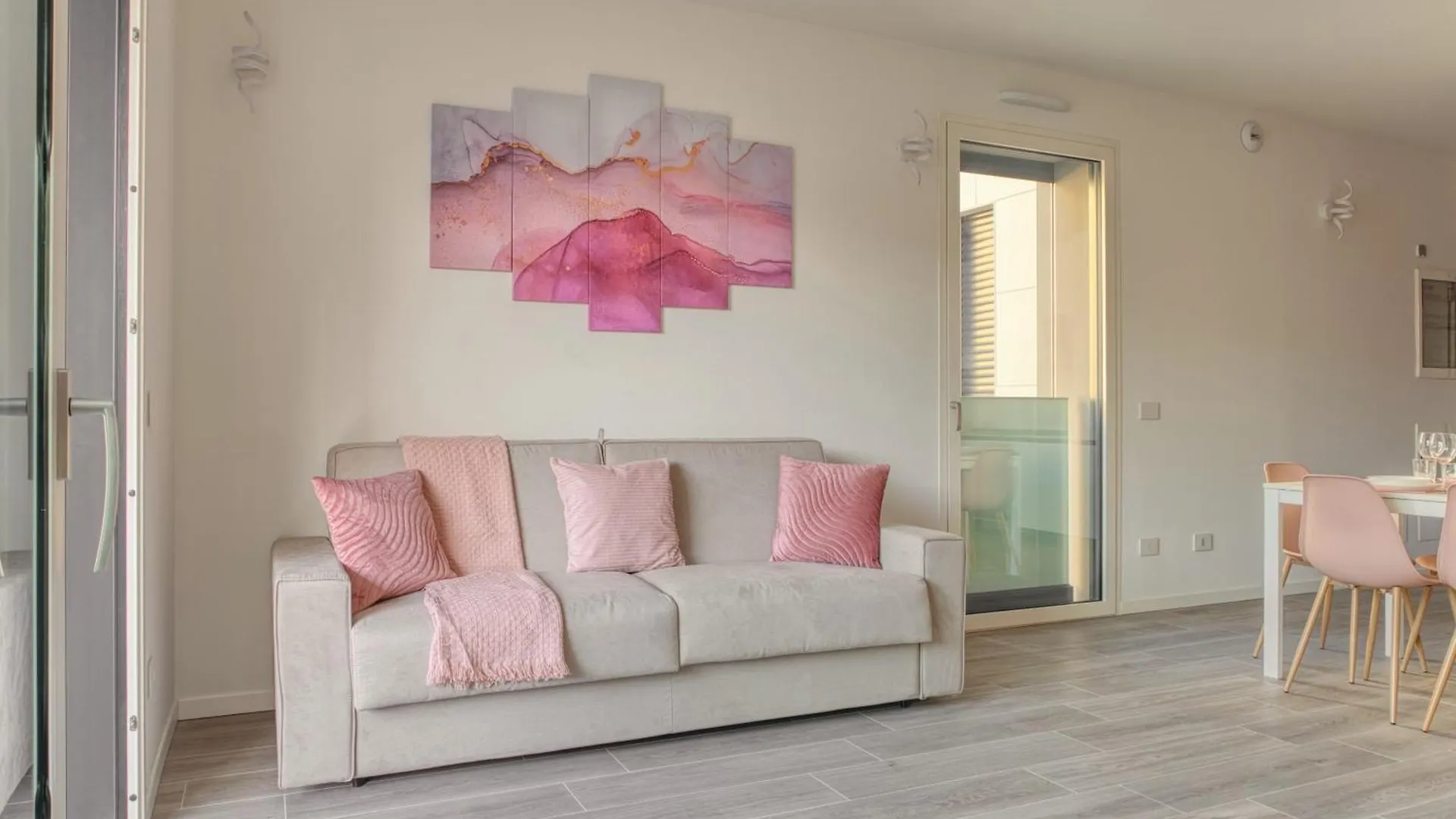 Suites In Financial District 4 Pax Milan