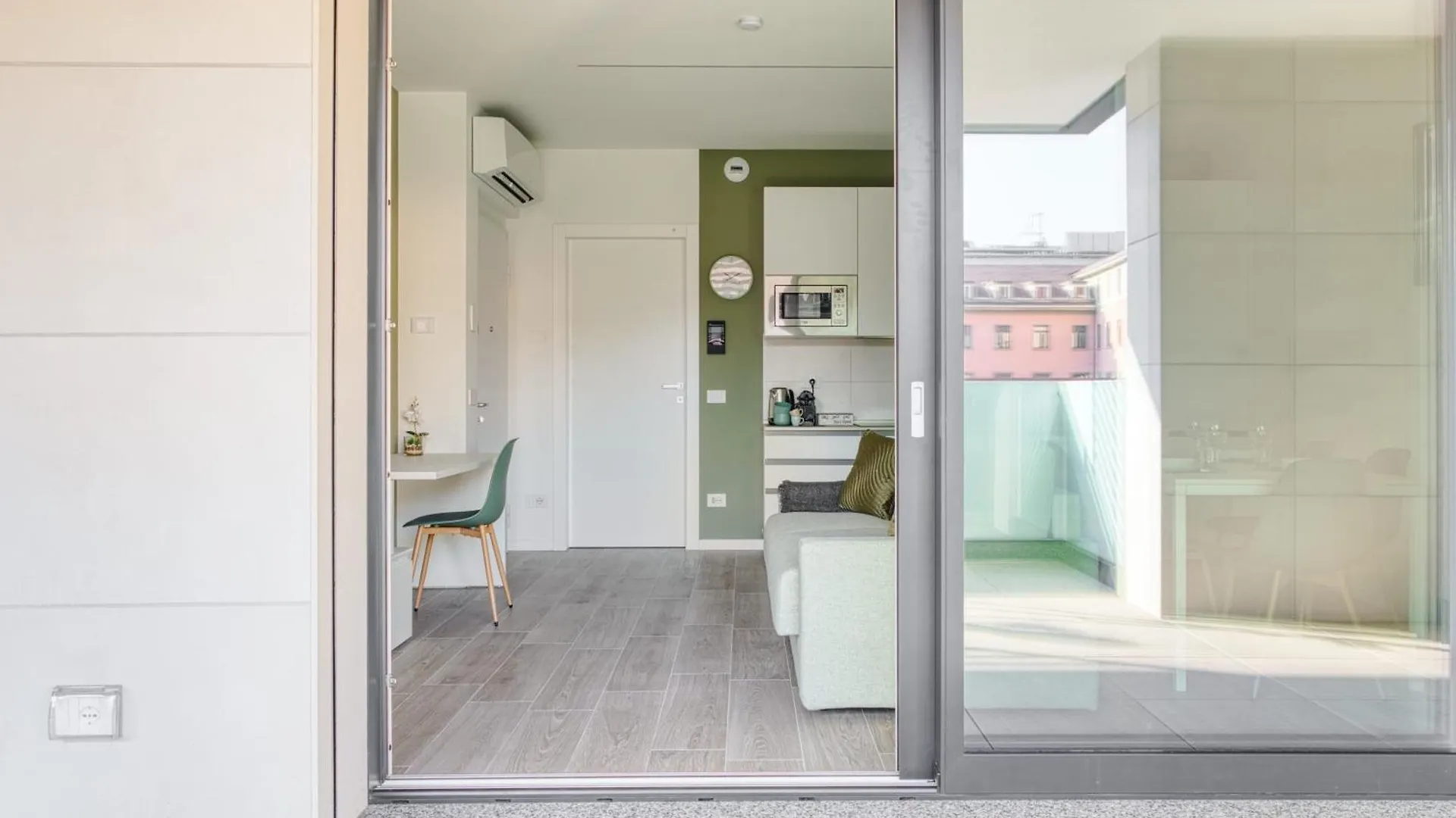 Suites In Financial District 4 Pax Milan