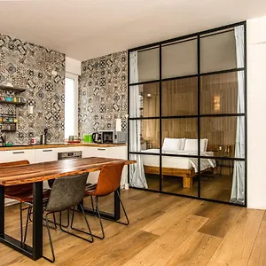 Apartment Luxury Flat By Central Station / Unique View, Milan