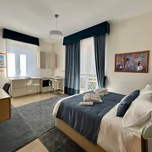 Apartment King's - Quiet And Refined In The Heart Of, Milan