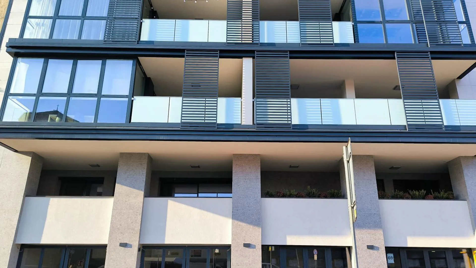 Suites In Financial District 4 Pax Milan