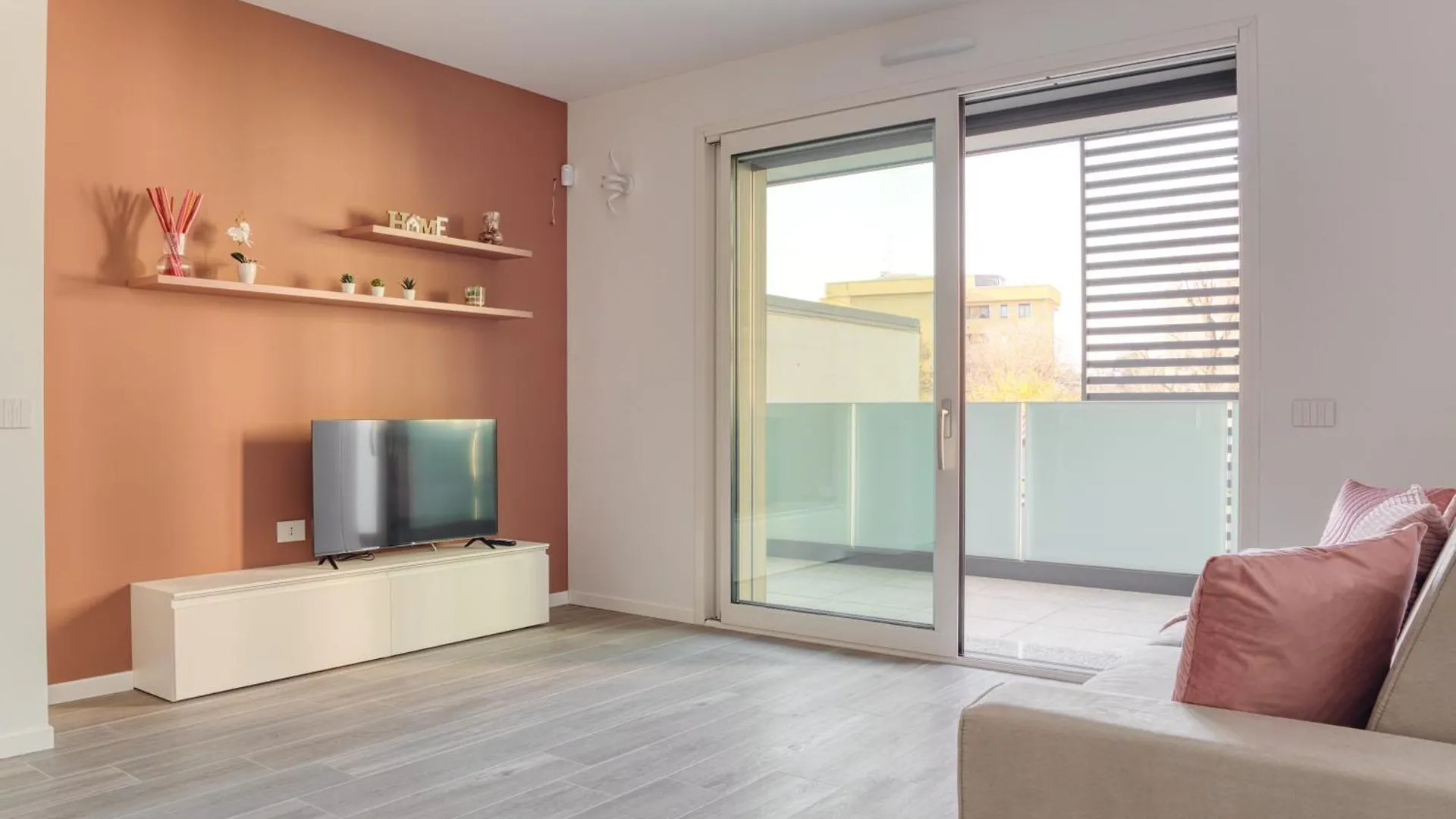 Apartment Suites In Financial District 4 Pax Milan Italy