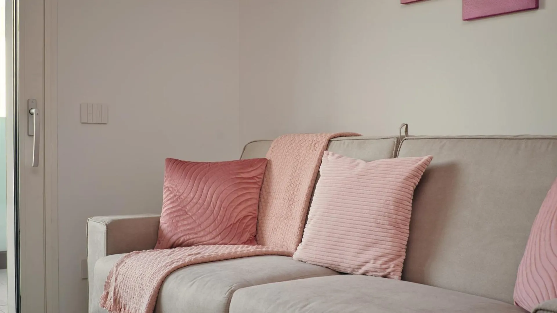 Apartment Suites In Financial District 4 Pax Milan